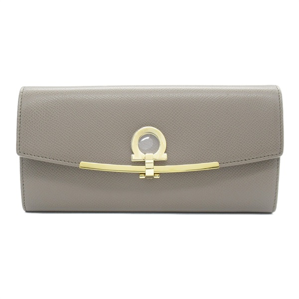 サルヴァトーレ フェラガモ 長財布