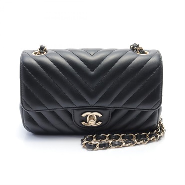 シャネル(CHANEL)シャネル シェブロン Vステッチ ショルダーバッグ