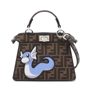 [入手困難] 美品 フェンディFENDI ピーカブー ポケモンコラボ ミニリュウ フェンディ(FENDI)フェンディ FENDI × FRGMT × POKEMON ピーカブー