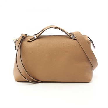 miyu ページ　FENDI スター　1925 ハンドバッグ maxresdefault.jpg