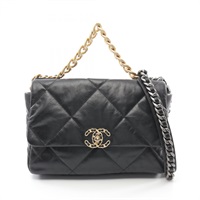 シャネル(CHANEL)シャネル シャネル19 マトラッセ ショルダーバッグ 