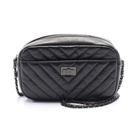 シャネル(CHANEL)シャネル 2.55 シェブロン Vステッチ カメラバッグ