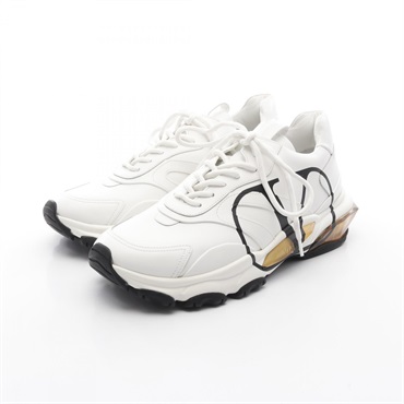 ヴァレンティノ・ガラヴァーニ(Valentino Garavani)ヴァレンティノ