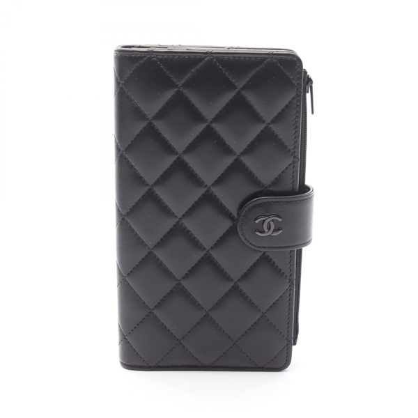 シャネル(CHANEL)シャネル マトラッセ 二つ折り長財布 財布