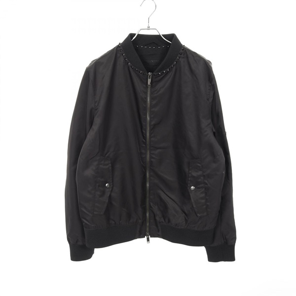 ヴァレンチノ(Valentino)ヴァレンチノ ロックスタッズ ブルゾン