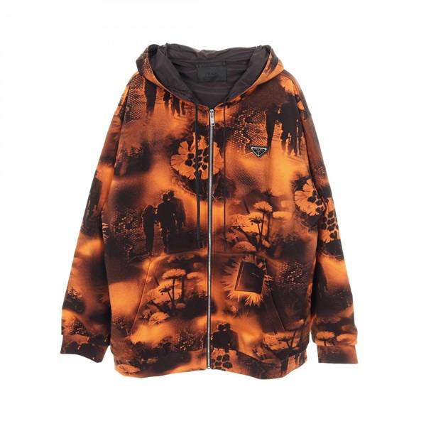 プラダ★PRADA カナパ ボーダー柄 オレンジ✖️黒 プラダ(PRADA)プラダ Re-Nylon パーカー 衣料品 トップス メンズ