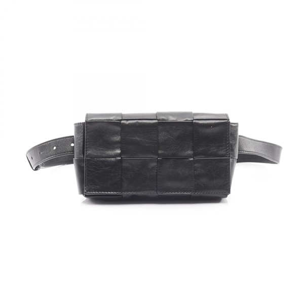 ボッテガヴェネタ　ベルトカセットボディバッグ　ブラック　美品 ボッテガヴェネタ(BOTTEGA VENETA)ボッテガヴェネタ カセット ベルト