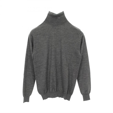 プラダ トライアングルロゴ タートルネック ニット 衣料品 トップス レディース P26439