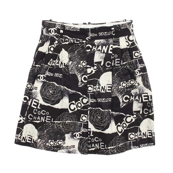 シャネル グラフィティロゴ カメリア ショート パンツ 衣料品  ボトムス レディース P63237V48711
