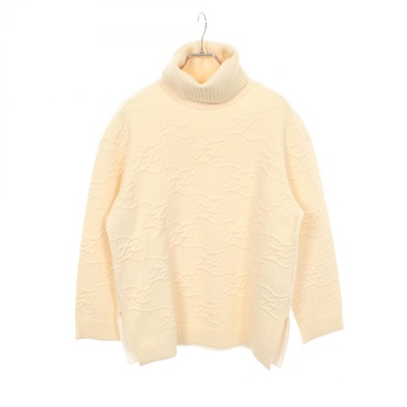 フェンディ カリグラフィ ロゴ ニット 衣料品 トップス レディース