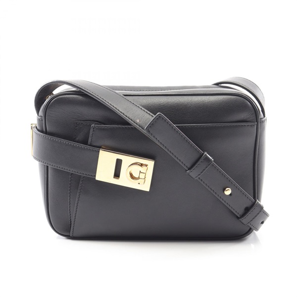 サルヴァトーレフェラガモ ガンチーニ カメラバッグ ショルダーバッグ バッグ レディース