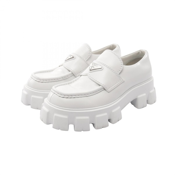 プラダ(PRADA)プラダ モノリス 三角プレート ローファー 靴 メンズ