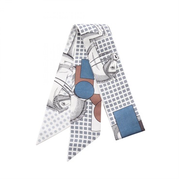 エルメス　ツイリー エルメス(HERMES)エルメス ツイリー CAVALIER EN FORMES