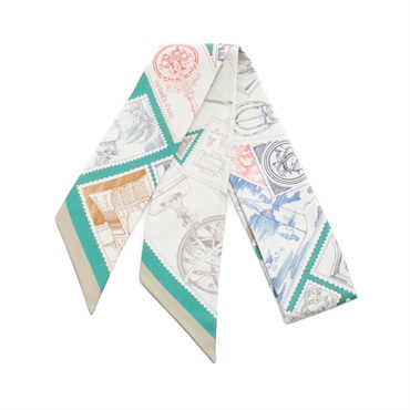 【新品未使用】Hermes エルメススカーフ ツイリー 定価38500円 エルメス(HERMES)エルメス ツイリー Do Re Boucles スカーフ 衣料品