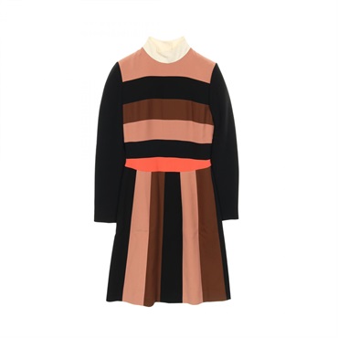 フェンディ 【公式】新品中古品どちらもブランドの通販ならブランド