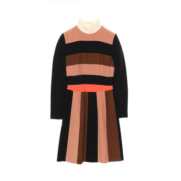 新品 フェンディー ワンピース 【公式通販】