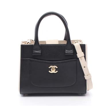 シャネル バッグ シャネル(CHANEL)シャネル ショルダーバッグ ネオ