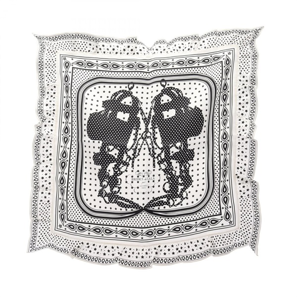 HERMES エルメス スカーフ カレ70 フリル エルメス(HERMES)エルメス カレ70 BRIDES de GALA Bandana フリル