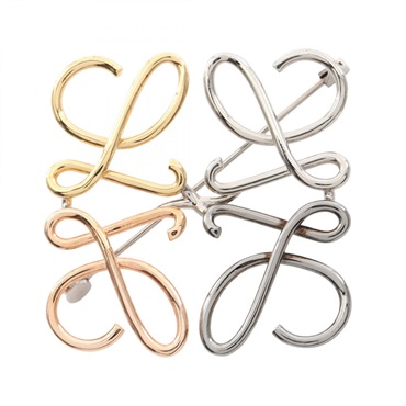 ロエベ アナグラム ブローチ アクセサリー レディース