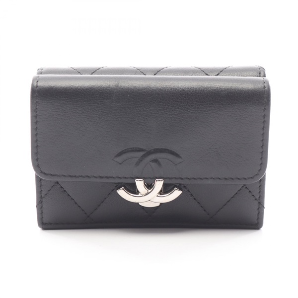 シャネル(CHANEL)シャネル ハーフココ 三つ折り財布 財布