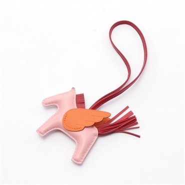 箱付き HERMES エルメス ペガサス チャーム オレンジ MM ZAM