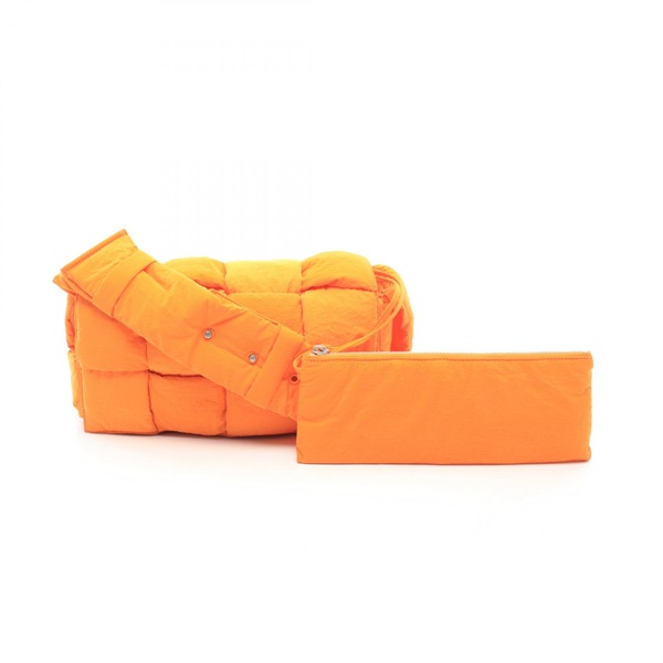 ボッテガヴェネタ PADDED CASSETTE パデッド カセット ウエストバッグ ボディバッグ バッグ メンズ レディース 679763