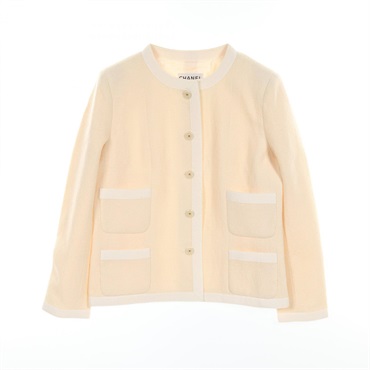 CHANEL ココマークボタン カットオフ ノーカラージャケット アイボリー シャネル(CHANEL)シャネル ココマークボタン ノーカラージャケット