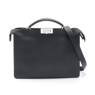 フェンディ(FENDI)フェンディ ピーカブー アイシーユー ミディアム