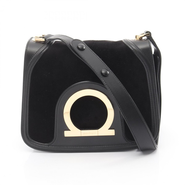 サルヴァトーレフェラガモ ガンチーニ ショルダーバッグ バッグ レディース 21 1820