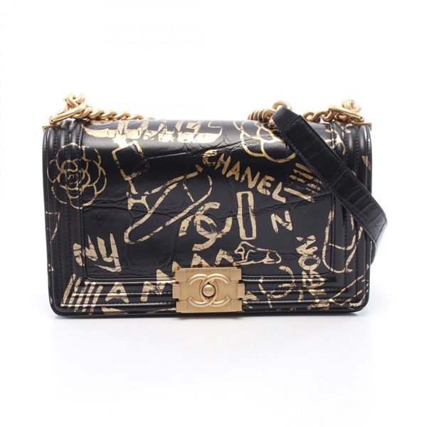 ボーイシャネル グラフィティ ショルダーバッグ