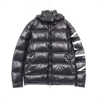 VALENTINO ダウンジャケット ビッグVロゴ フードなし 正規品 VALENTINO ダウンジャケット ビッグVロゴ フードなし 正規品 【公式通販】