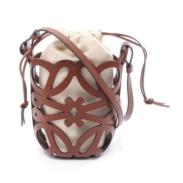 ロエベ アナグラムカットアウト ポケット ショルダーバッグ バッグ レディース C922Y62X04