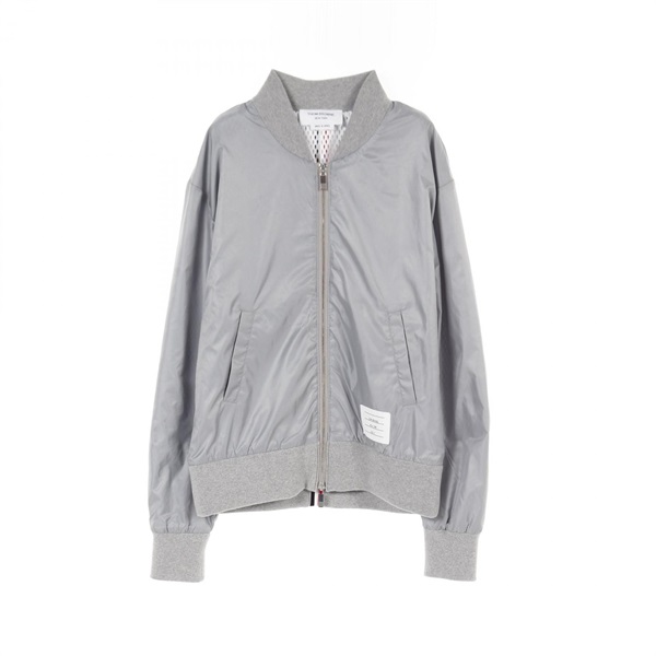 トムブラウン(THOM BROWNE)トムブラウン ブルゾン 衣料品 アウター