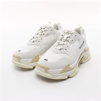 バレンシアガ(BALENCIAGA)バレンシアガ TRIPLE S トリプルエス