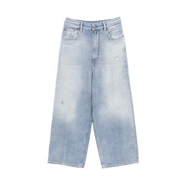 新品acne studios  バギーデニムショートパンツ 32 アクネ 新品acne studios バギーデニムショートパンツ 32 アクネ 三越