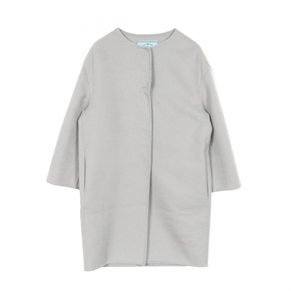 プラダ  その他コート 衣料品 アウター レディース