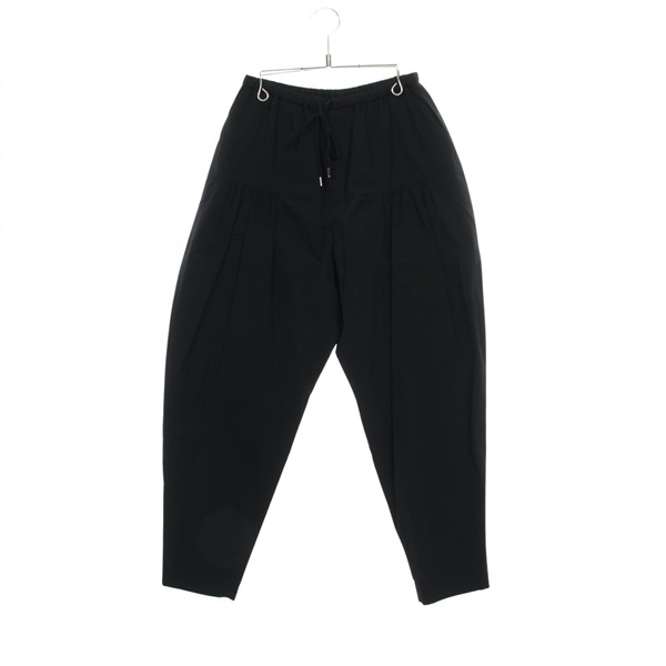 ミナペルホネン moment テーパードパンツ black 40 25-26aw ミナペルホネン(mina perhonen)ミナペルホネン moment パンツ 衣料品