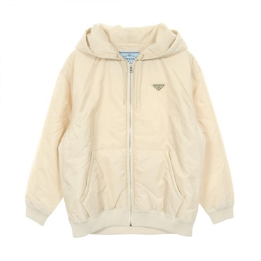 PRADA プラダ ブルゾン Re-Nylon ライトウェイト フーデッド 中綿ジップアップジャケット プラダ(PRADA)プラダ Re-Nylon ライトウェイト フーデッド 中綿ジップ