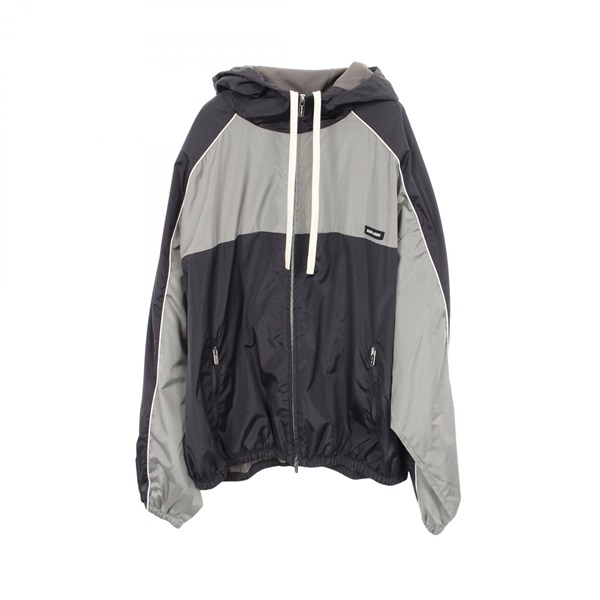 ミュウ ミュウ テクニカルシルクジップブルゾン マウンテンパーカー 衣料品 アウター レディース