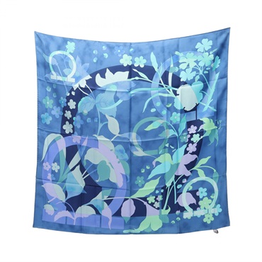 サルヴァトーレフェラガモ ガンチーニ 花柄 スカーフ 衣料品 レディース