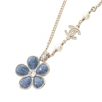 シャネル(CHANEL)シャネル デニムフラワーモチーフ ココマーク B26C
