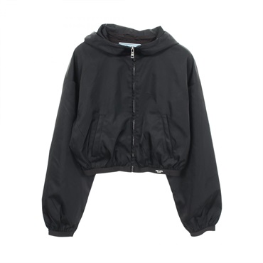 プラダ Re-Nylon クロップド フード付き ブルゾン 衣料品 アウター レディース