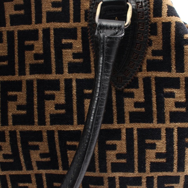 【良品】FENDI フェンディ　ズッカ　ワンハンドバッグ　FFロゴ　人気モデル フェンディ(FENDI)フェンディ ズッカ ハンドバッグ バッグ レディース