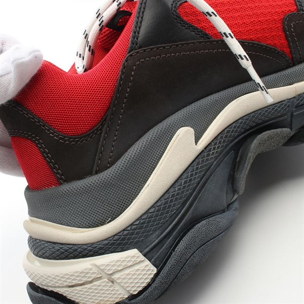 バレンシアガ(BALENCIAGA)バレンシアガ Triple S トリプルS レース