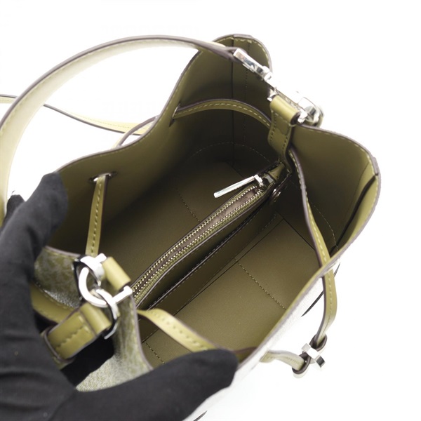 1円 コーチ エミリオプッチ マイケルコース ショルダーバッグ トートバッグ 計4点セット BZ695 マイケルコース(Michael Kors)マイケルコース ショルダーバッグ バッグ