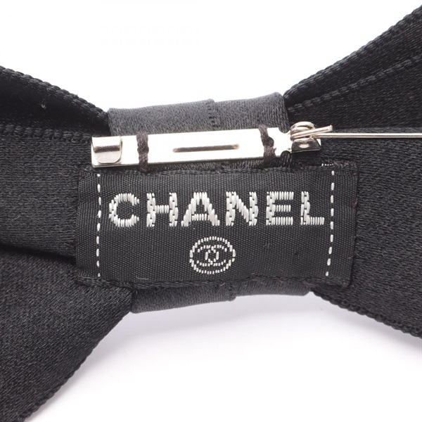シャネル(CHANEL)シャネル リボン ブローチ アクセサリー メンズ