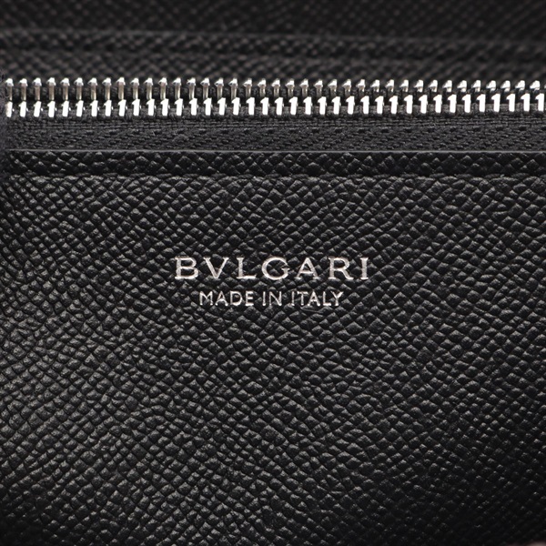 まページ ブラック カーフレザー ブルガリ・ブルガリ マン ジップウォレット