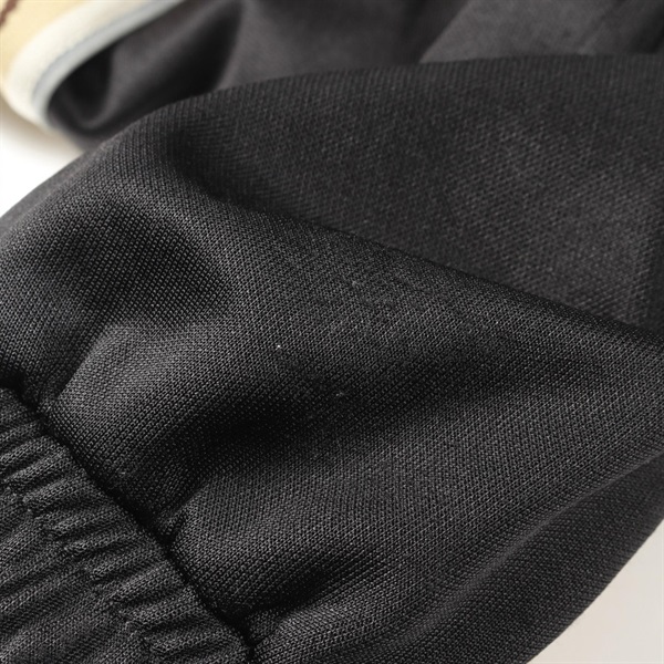 グッチ(GUCCI)グッチ GGロゴ テクニカル ジャージー ジョギング パンツ