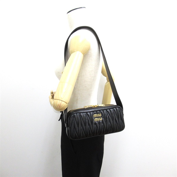 ミュウ ミュウ(Miu Miu)ミュウ ミュウ ショルダーバッグ ショルダー 