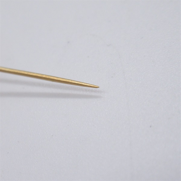 DIOR(ディオール)ブローチ V1452HOMMTD047_E01?$